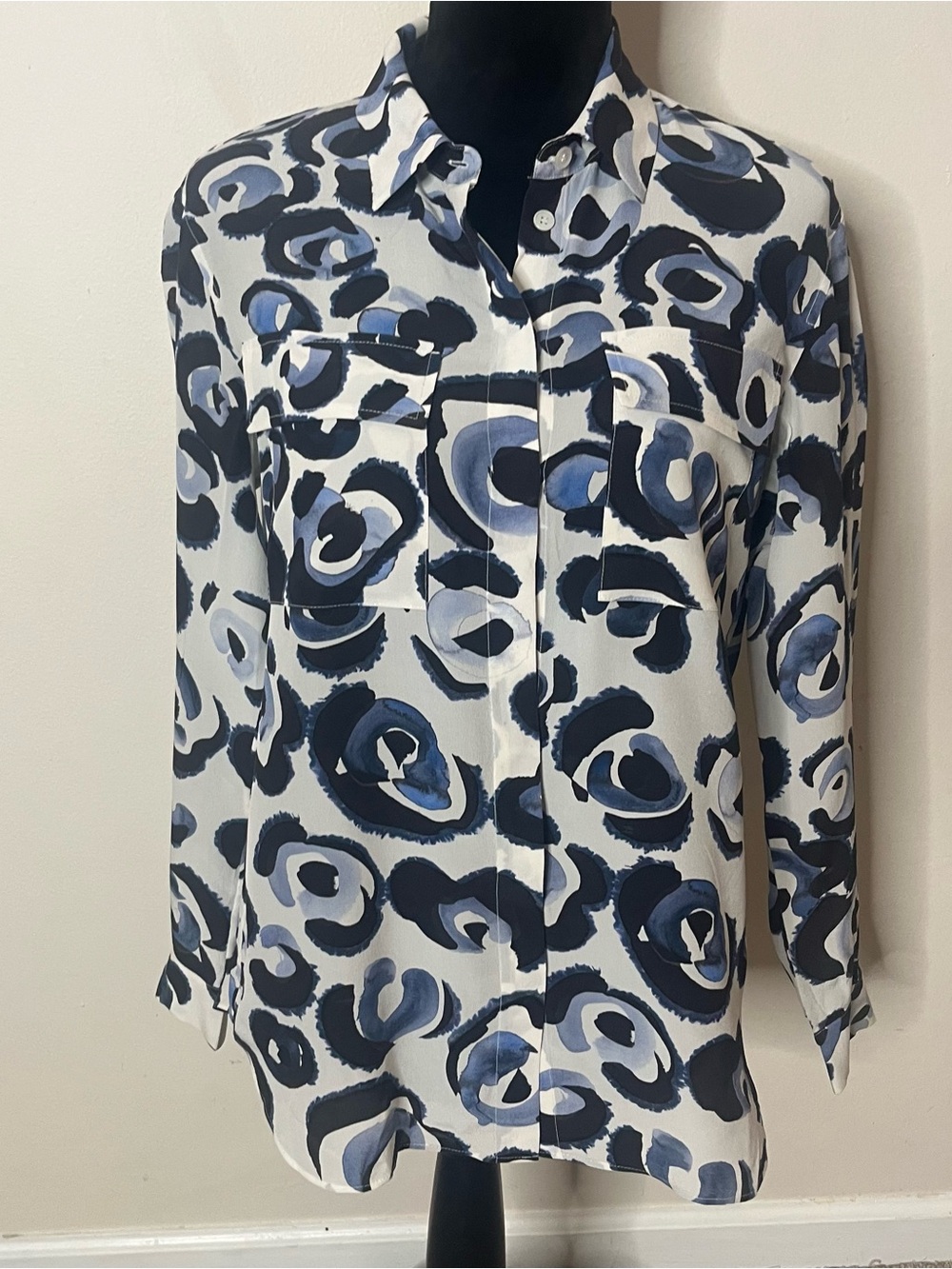 Lafayette 148 New York Navy Black & White Abstract Button-Down Silk Shirt Sz S